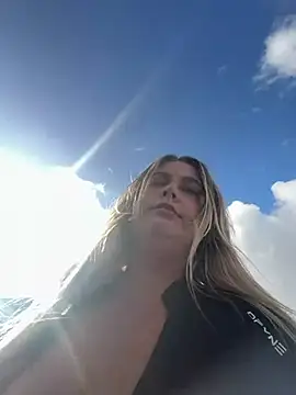Blairbella - Shops in slipt legging hole in ass