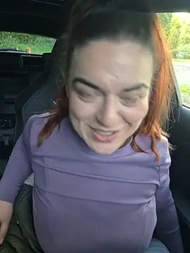 MissSubmission - Fingers on my Pussy with pentis🥵💦