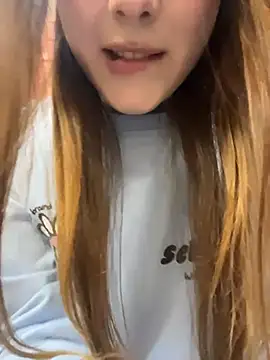 Lunabelle_ - underboobs for u close up + flash nipple