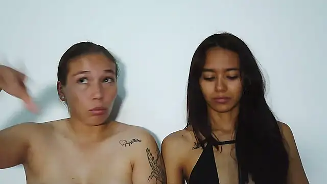 Molly_Lilly - strampon in ass