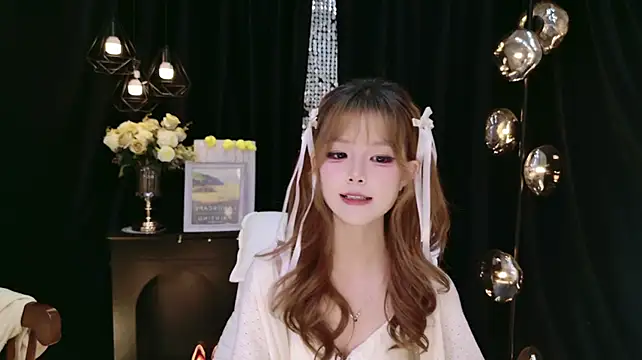 Nuo-Nuo-111 - 头顶10只鸭子➕唱一首歌