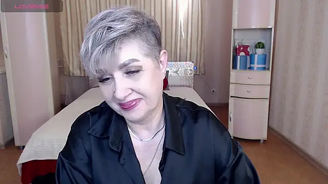 Sexy_milffa - show off one's figure
