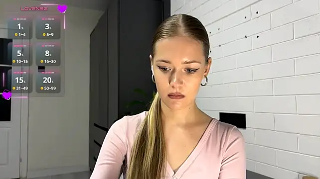 ZaidaSchwarten - stroke my ass