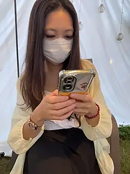 Jiajiaya-520 - 户外全裸3分钟