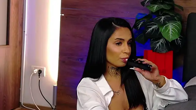 IrisSwift - Let's get this pussy busy