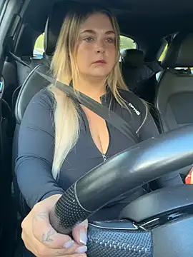 Blairbella - Shops in slipt legging hole in ass