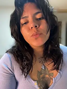 JulianaCastillo - Squirtt