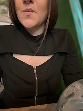 CrazyTori - Take off bra in cafe LT🎁