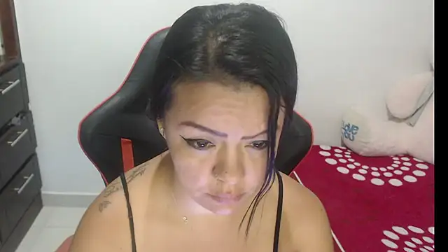 Emily_sexxx - make me wet?? play with me!!!