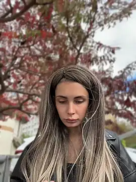 SandraCarter - Show ass in public