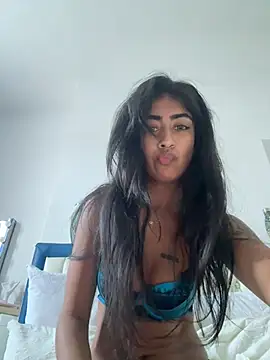 BadGalViVi - Strip