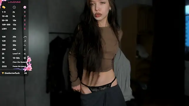 SweetyDeviliya - Show your ass