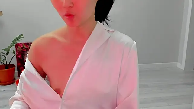 Ailey_chao - show tits