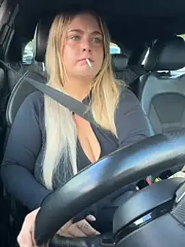 Blairbella - squirt show in town
