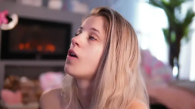 AvaSykes - Friday Fun 🐱 tease🍓🌸