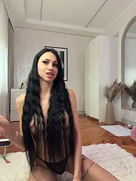 Ilariea_girl - lets use the fuckmachine in my pussy