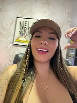 Sexyyykloee - make me horny mmmm