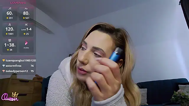 KhloeK