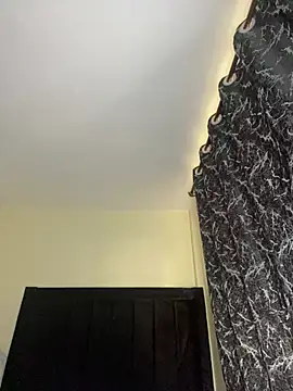 Black_amber_xx - Ride Dildo and squirtzz