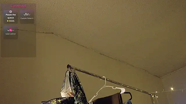 Theetriniti - Squirt show