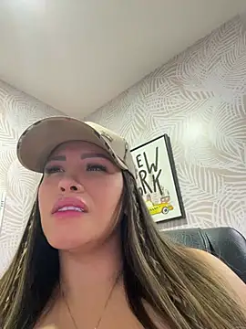 Sexyyykloee - make me horny mmmm