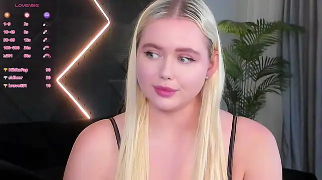 Julia_robertson - ❤️blow job + topless💞