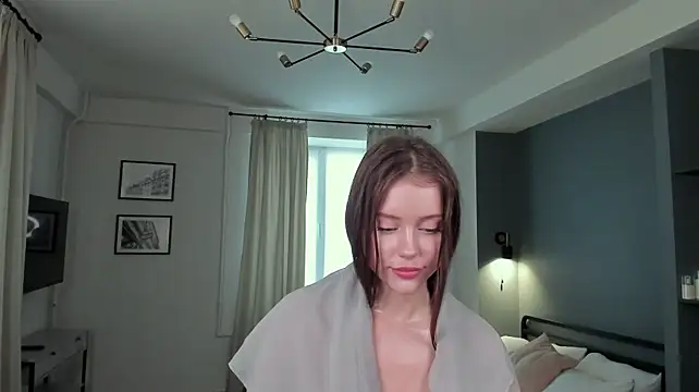 Vivienne_eastwood - stretch hips off the bed