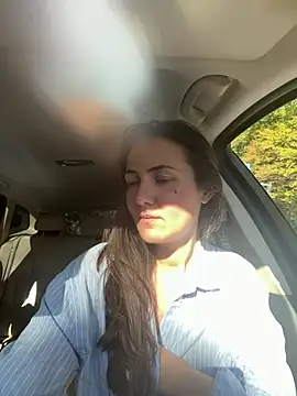 BrunetteNymph - 3 fingers in pussy