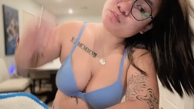Momgoeswild - SQUIRT AND JOIN ME IN THE SHOWER AFTER!