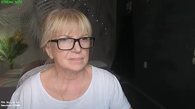 Dr_Mireille - I’LL DANCE SEXUALLY FOR YOU.