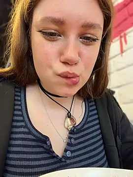 Lucy-joy - its a DOUBLE PENETRATION on your FACE