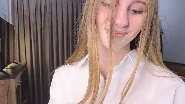 AraceliBrookes - unbotton 1 botton + tease boobs