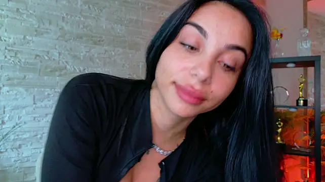 MissSiennaa - Caress my pussy with your touch