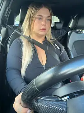 Blairbella - squirt show in town