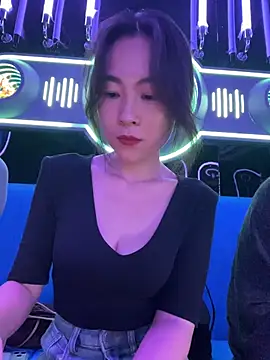 Eva10069 - 茶馆聚会勾引朋友老公