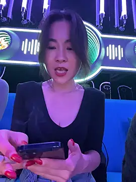Eva10069 - 茶馆聚会勾引朋友老公