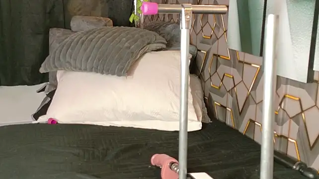Miia_Blace - 🥵Squirt + Control Lovense 2 min😈
