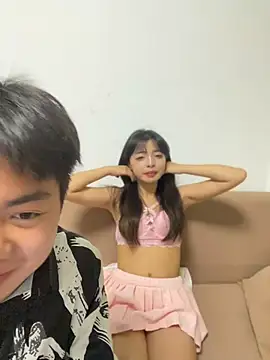 Lisa-mm - 大厅全裸大暴露