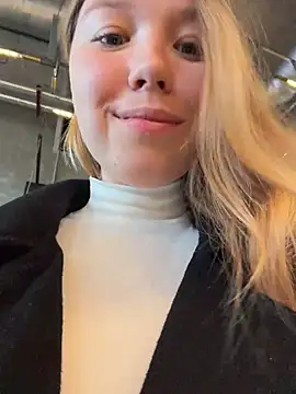 -NaughtyAngel- - FUCK TIGH PUSSY W BIG DILDO in public WC