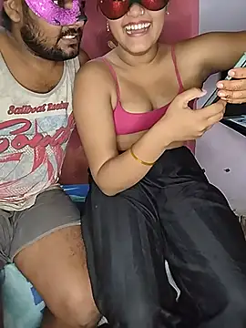 PUNJABICOUPLE09
