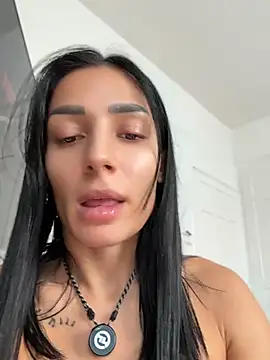 Vicky_luxe