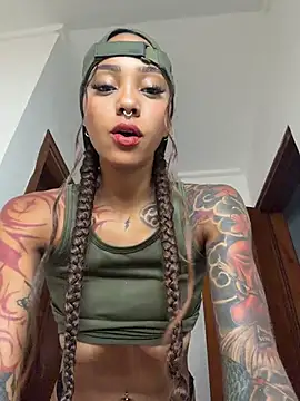 LizStorm_ - ocean squirt on your face