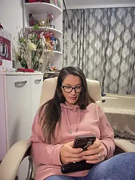HotXMom_ - pleasure me