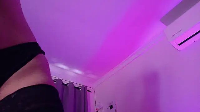 Iam_Lyan_ - ✨moan your name✨