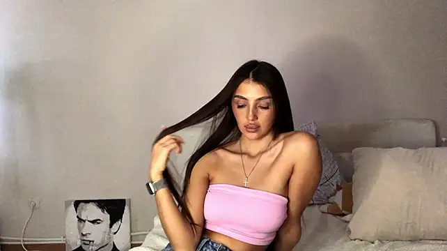 SweetyKitt - squeeze tits 5 times