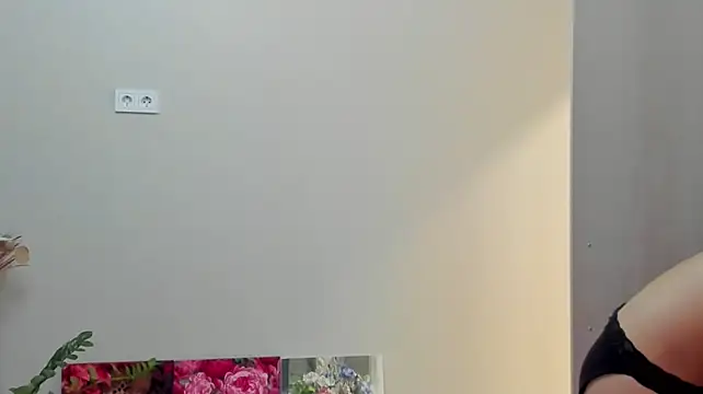 Ailey_chao - show tits