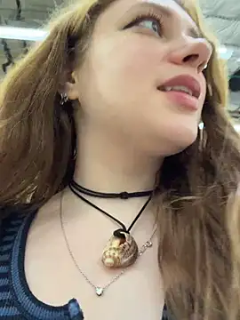 Lucy-joy - make my pussy wet again w VIBES