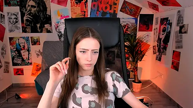 VanessaAnerson - new makeup tomorrow