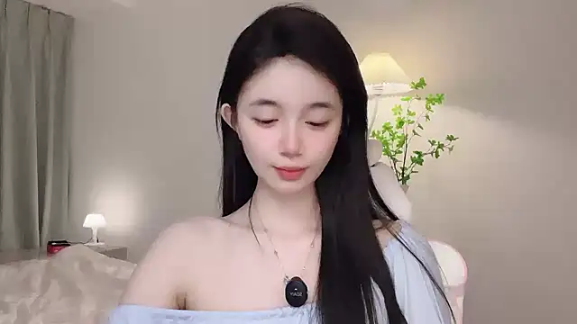 Annie-3 - 泡泡抹香肩 涂美胸 小粉控制3min