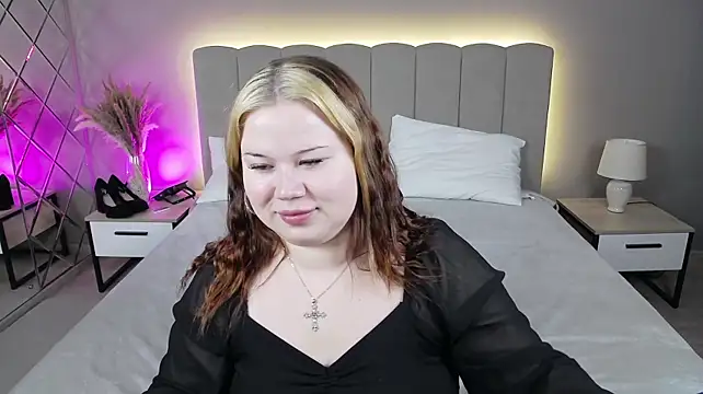 EvaBlunnsh_ - MAKE ME HAPPY